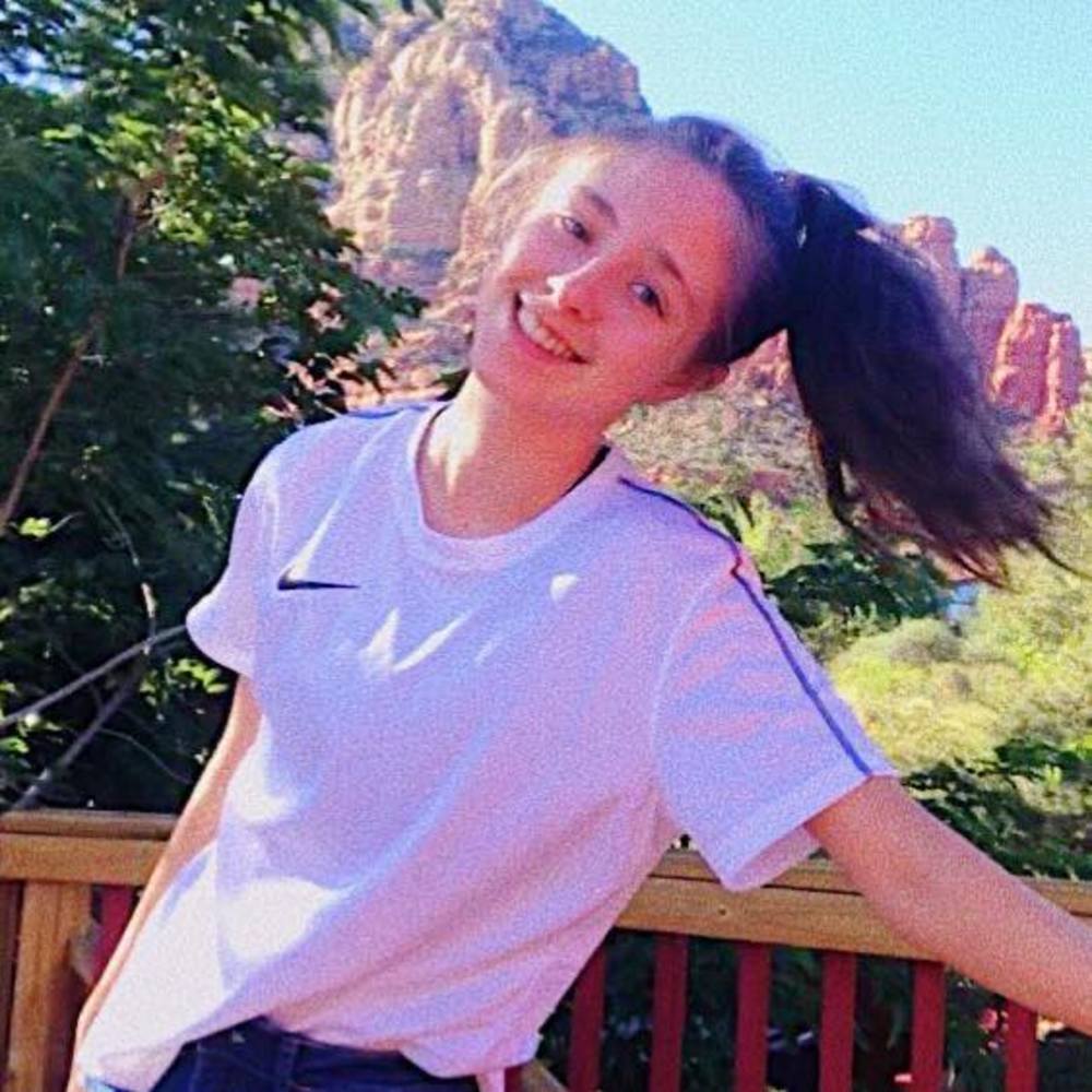 Meet your Posher, Skyla